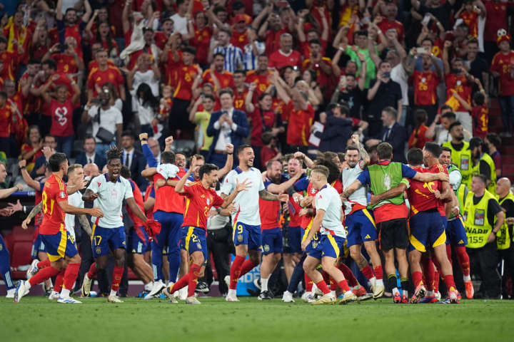 爆了（欧洲杯决赛）马来西亚PK英国比分退步榜排名-专家解析